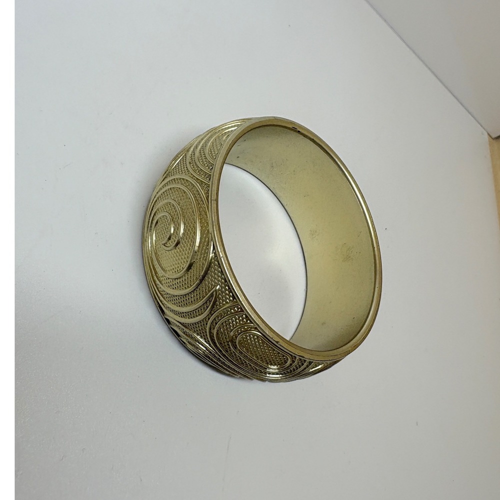 Vintage Gold Tone Textured Spiral Bangle Bracelet Wide Statement Geometric